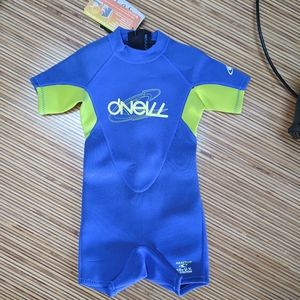 BRAND NEW!!! Toddler wetsuit, size 1